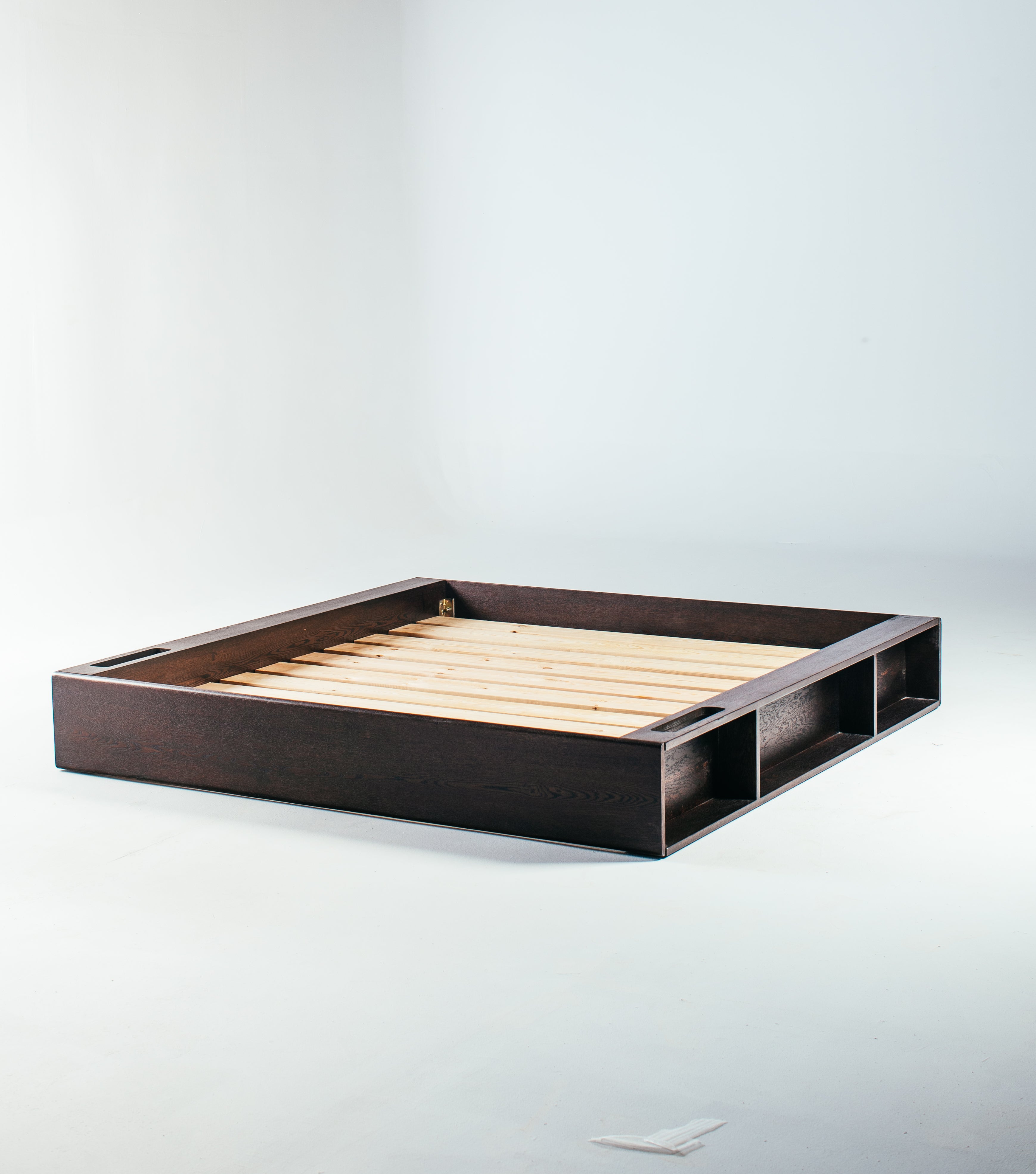 LEXI BED