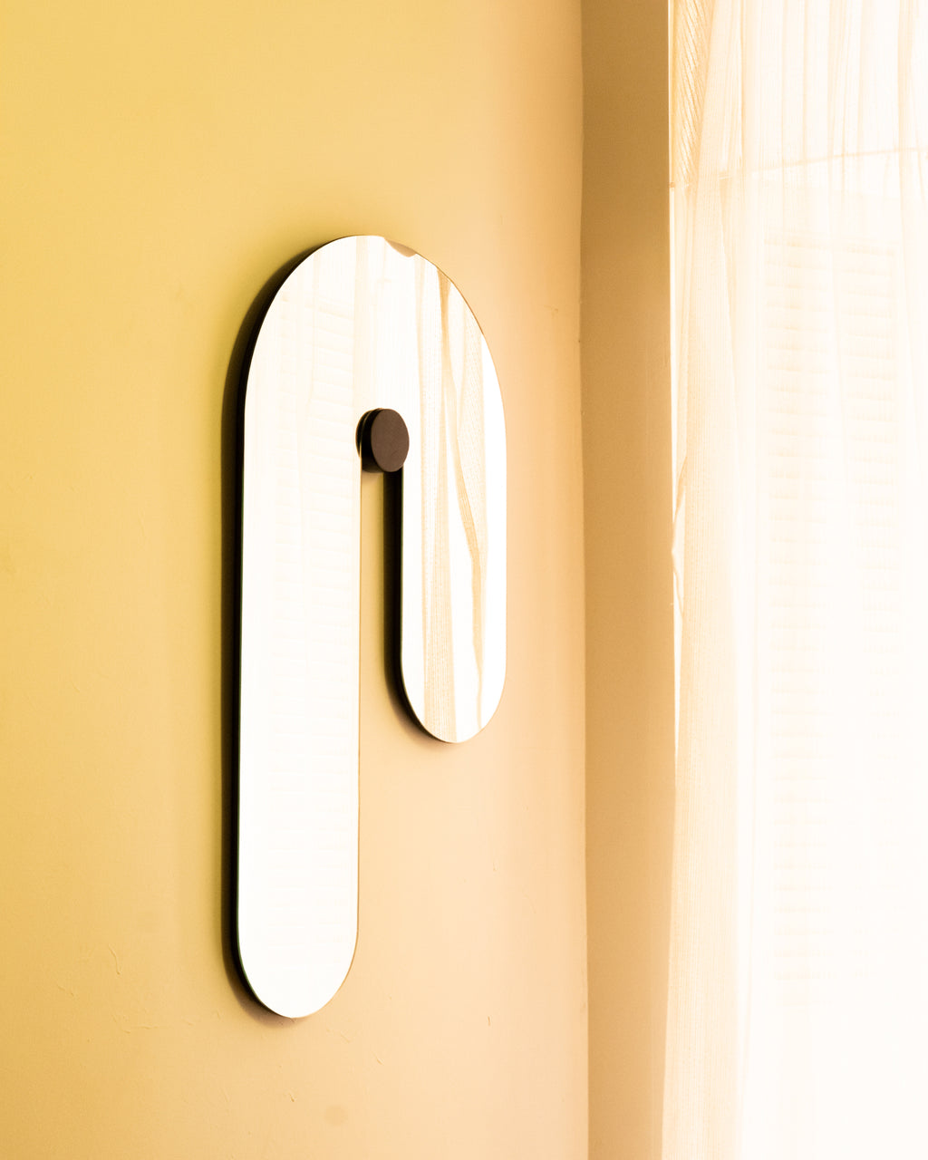 Aura 01 Mirror