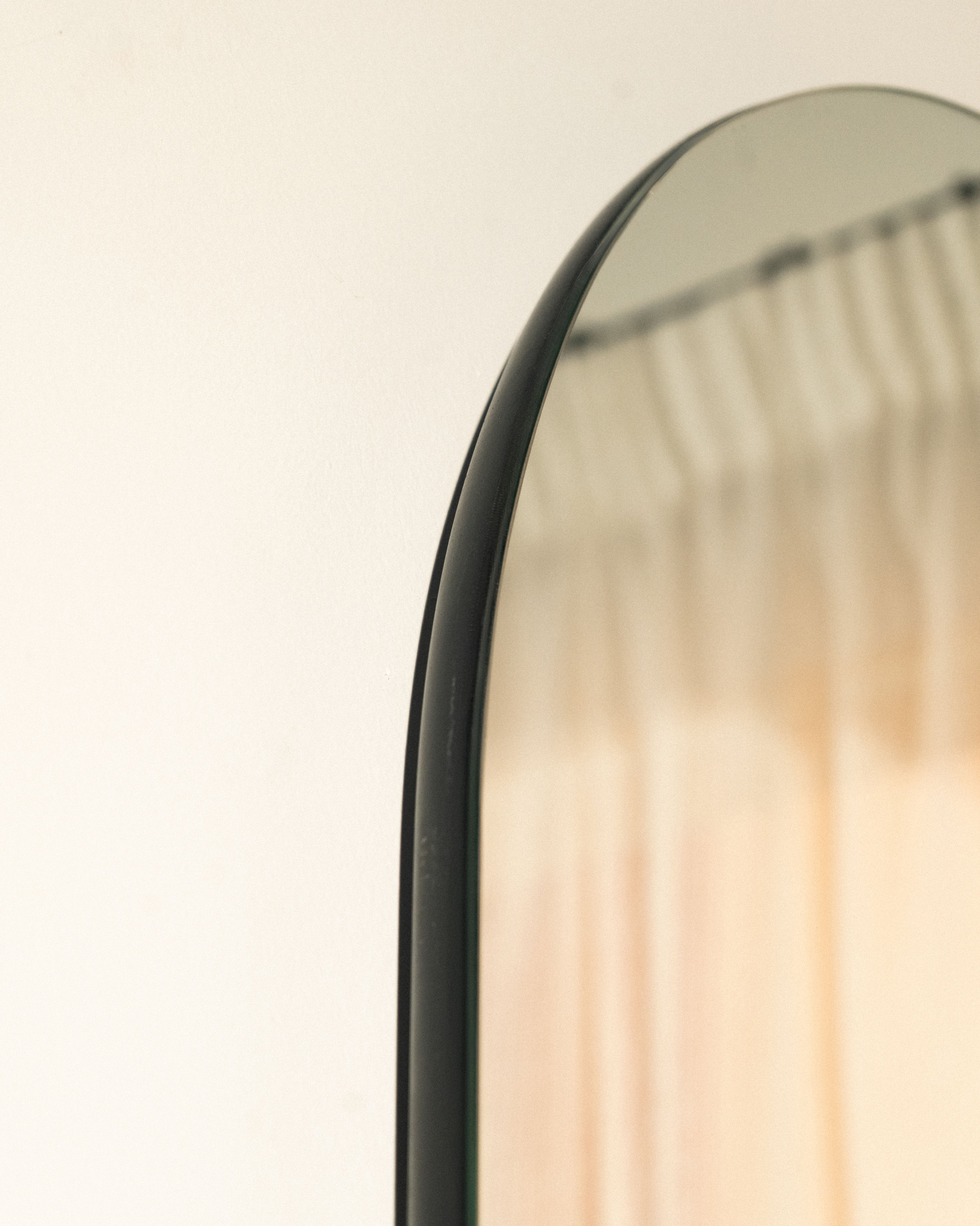 Aura 01 Mirror